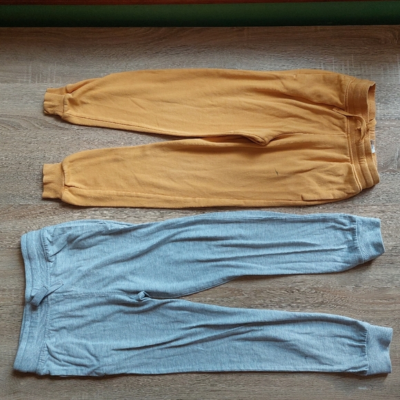6 pairs of pants (H&M & Primary) - Picture 9 of 16